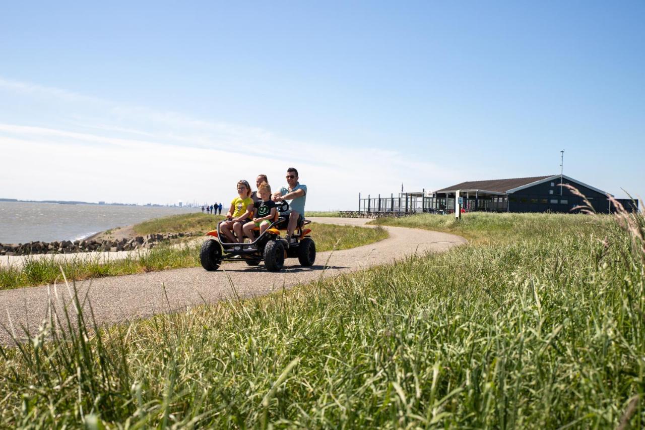 Luxe 5-Persoons Chalet Op Familiecamping Baarland エクステリア 写真